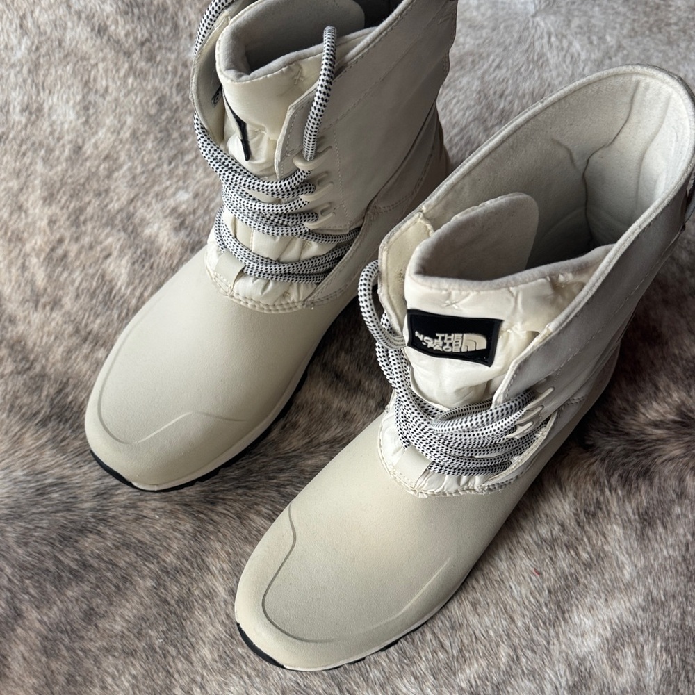 The North Face Women's Beige Winter Boots